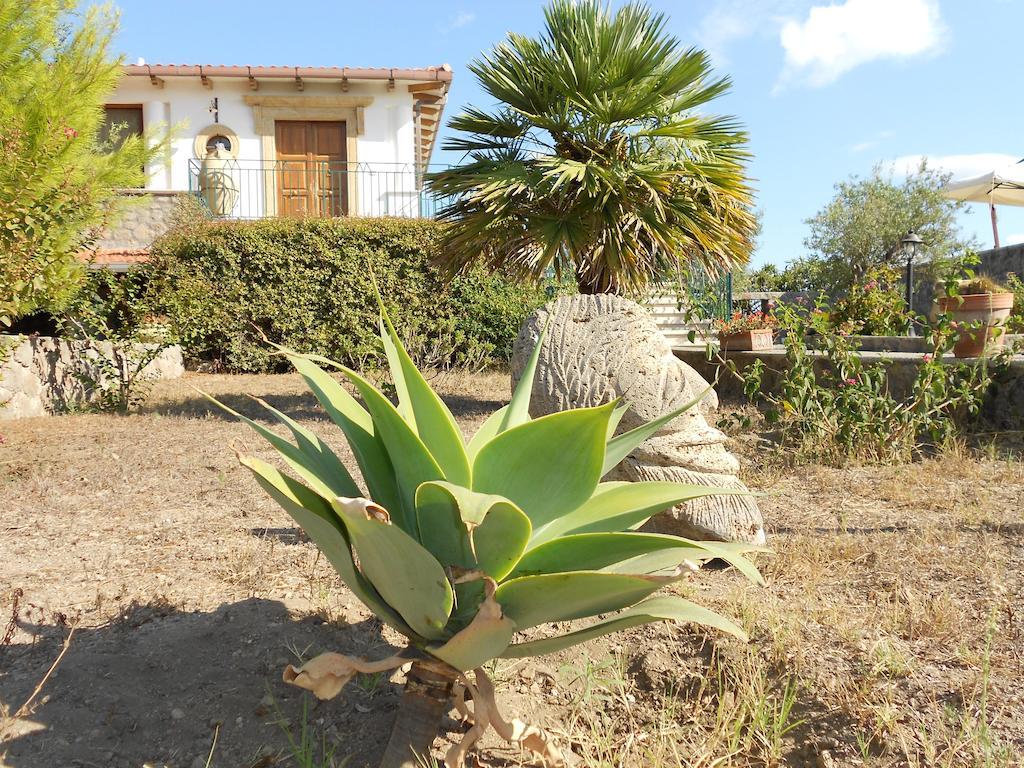 Case Vacanze Margherita Lípara Exterior foto
